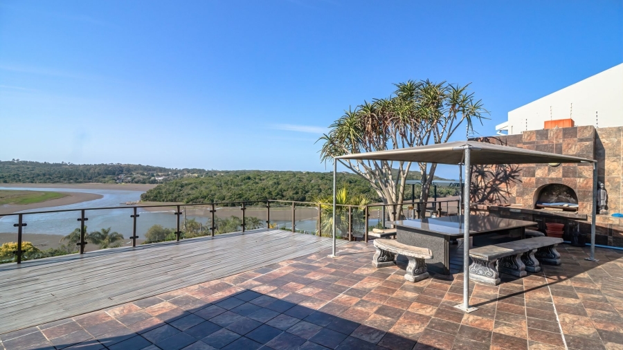4 Bedroom Property for Sale in Bonza Bay Eastern Cape